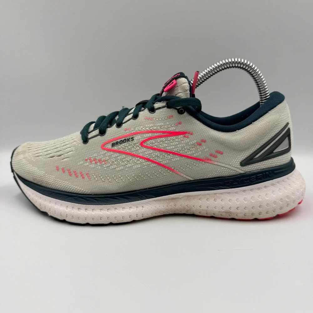 Brooks Glycerin 19 Womens Size 8 Running Shoes 1203431B110 Oyster Pink